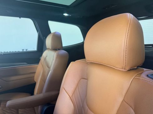 Used 2024 Kia Telluride SX X-Line AWD/4WD image 10