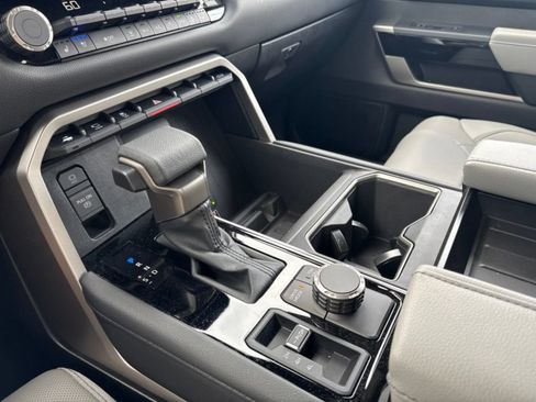 Certified 2026 Toyota Tundra Limited AWD/4WD image 17