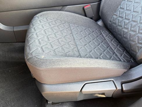 New 2026 Nissan Kicks SV w/ SV Premium Package image 17