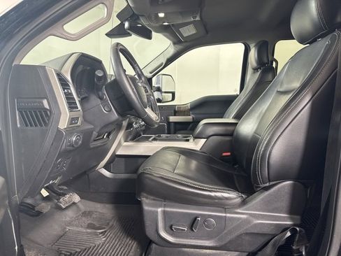 Used 2018 Ford F350 Lariat w/ Lariat Ultimate Package image 11