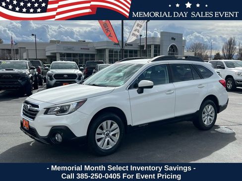 Used 2019 Subaru Outback 2.5i Premium AWD/4WD image 1