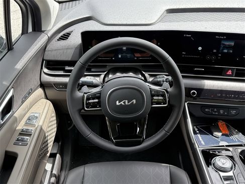 New 2026 Kia Carnival EX image 15