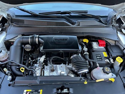 Used 2025 Jeep Compass Trailhawk w/ Trailer Tow Group image 31