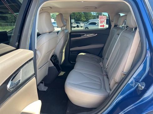 Used 2021 Lincoln Nautilus FWD image 23