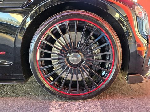 Used 2020 Bentley Flying Spur W12 image 17