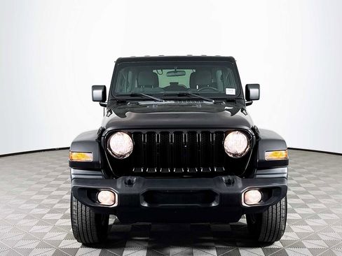 Used 2022 Jeep Wrangler Unlimited Sport image 2