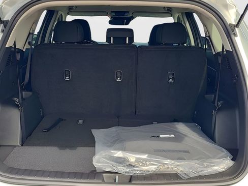 New 2026 Kia Sorento LX FWD image 13