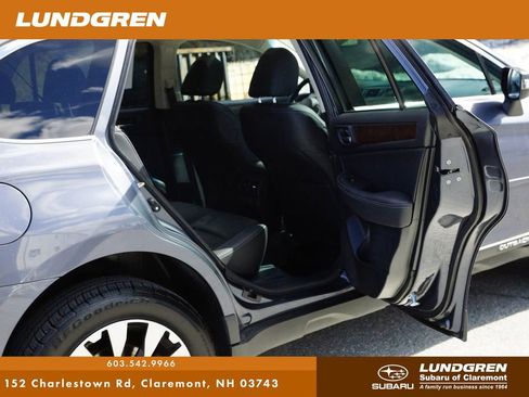Used 2017 Subaru Outback 2.5i Limited image 29