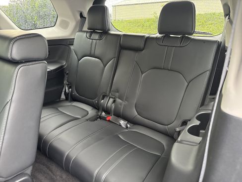 Used 2023 Honda Pilot Elite image 9