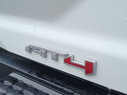 Used 2026 GMC Canyon AT4 w/ AT4 Premium Package AWD/4WD image 27
