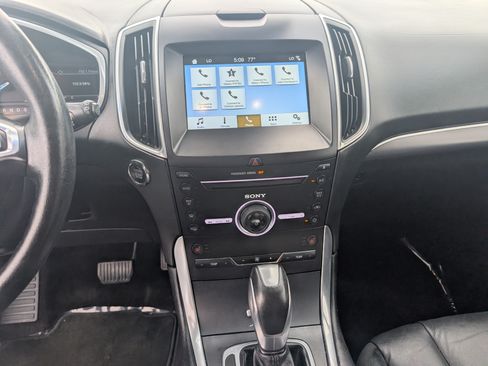 Used 2016 Ford Edge Titanium w/ Class II Trailer Tow Package AWD/4WD image 18
