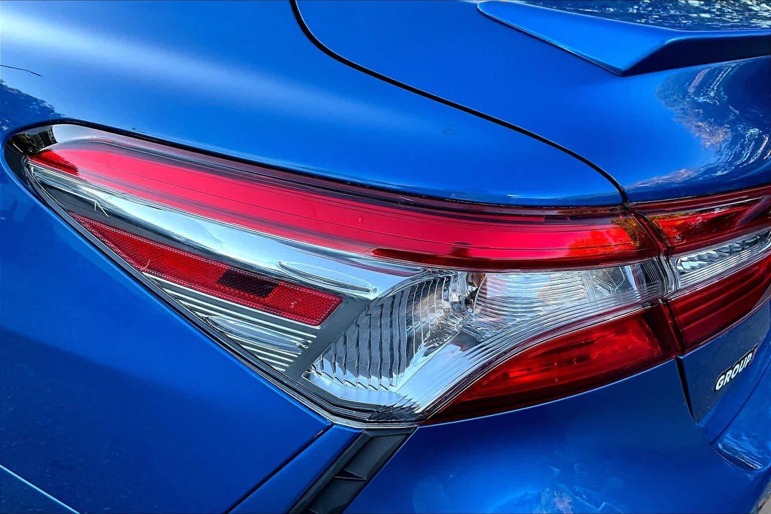 Used 2018 Toyota Camry SE FWD image 26