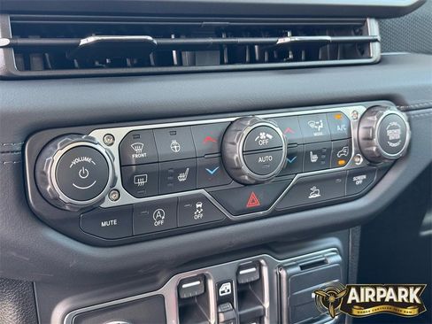 New 2026 Jeep Wrangler Unlimited Rubicon image 22