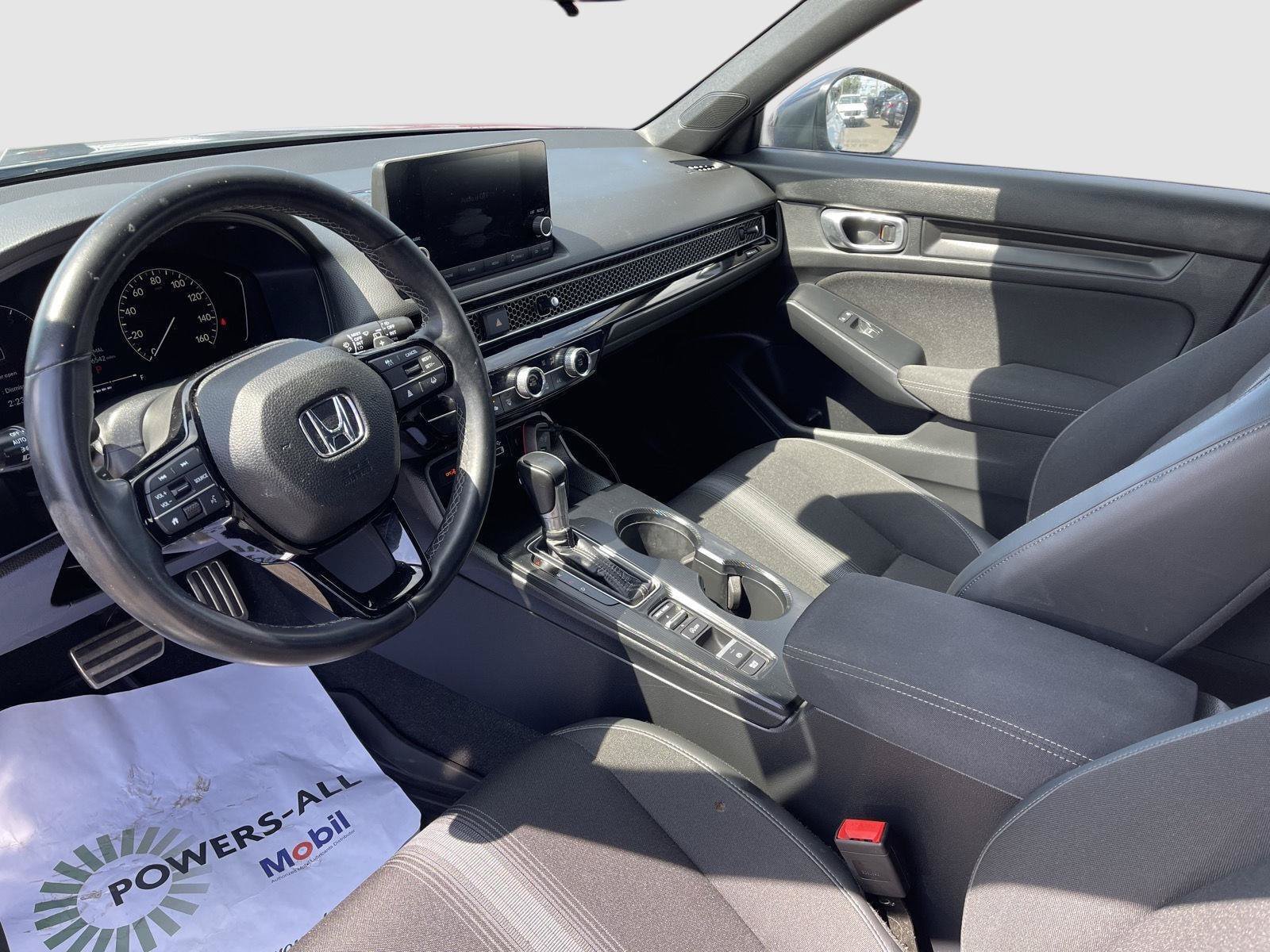 Used 2023 Honda Civic Sport image 4