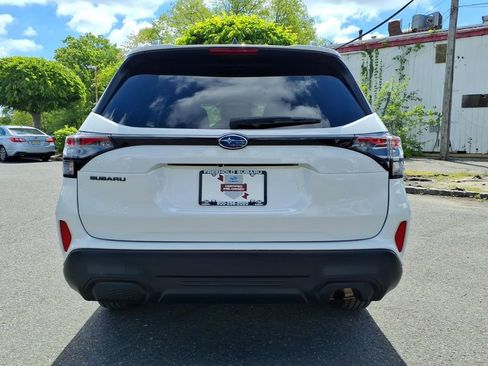 Certified 2025 Subaru Forester Premium AWD/4WD image 20