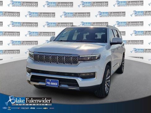 Used 2022 Jeep Grand Wagoneer Series II w/ Convenience Group III AWD/4WD image 1