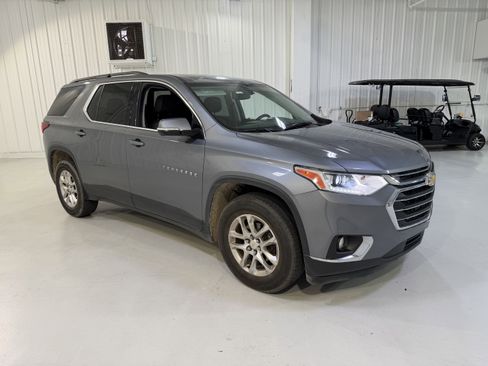 Used 2019 Chevrolet Traverse LT FWD image 7