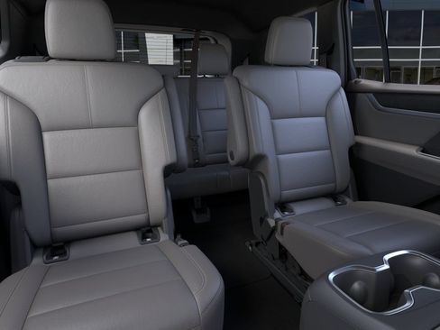 New 2026 GMC Acadia Elevation w/ Elevation Premium Package FWD image 17