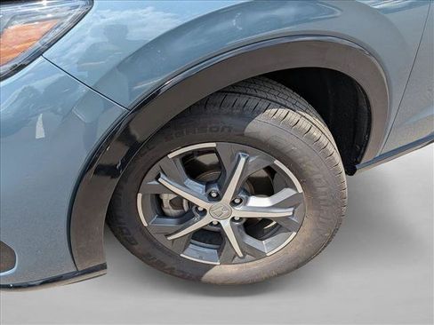 Certified 2024 Honda HR-V EX-L image 10