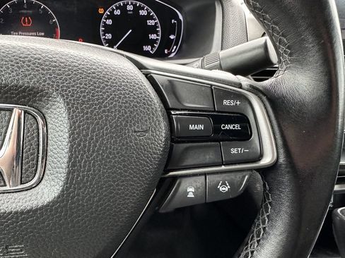 Used 2018 Honda Accord Sport image 26