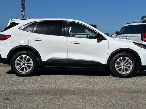 Used 2022 Ford Escape SE w/ Convenience Package AWD/4WD image 6