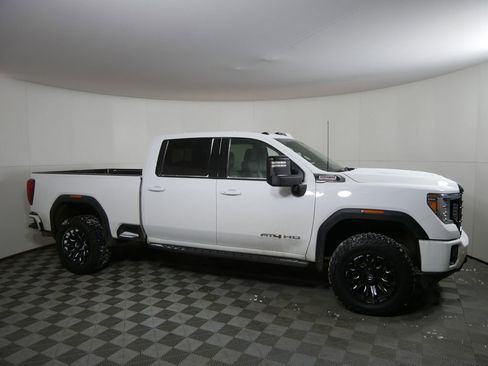 Used 2021 GMC Sierra 3500 AT4 w/ AT4 Premium Plus Package image 2