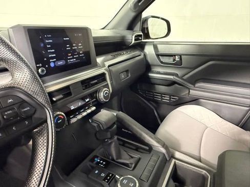 Used 2024 Toyota Tacoma SR5 AWD/4WD image 24