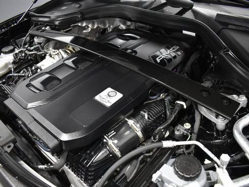 Used 2025 Mercedes-Benz GLC 43 AMG 4MATIC image 39