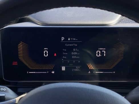 Certified 2025 Kia Carnival LXS image 12