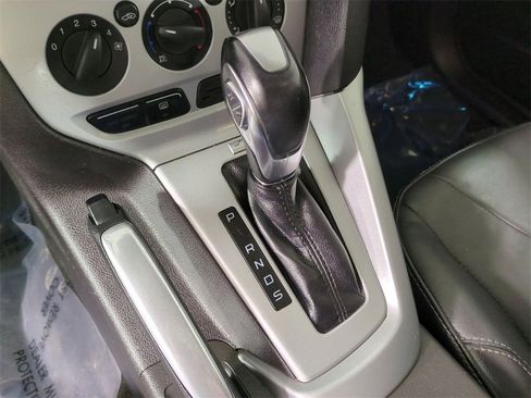 Used 2014 Ford Focus SE w/ Equipment Group 201A image 13