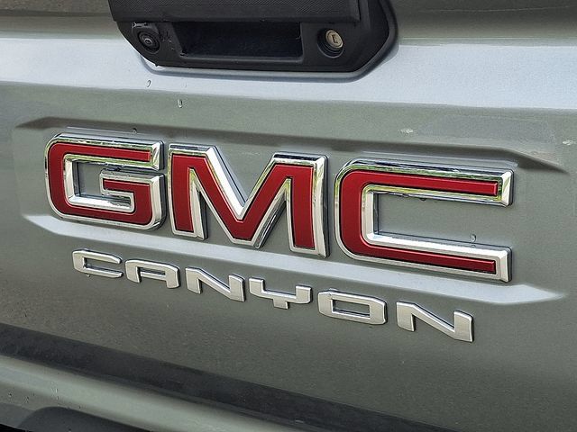 Used 2025 GMC Canyon AT4 w/ Nightfall Edition AWD/4WD image 29