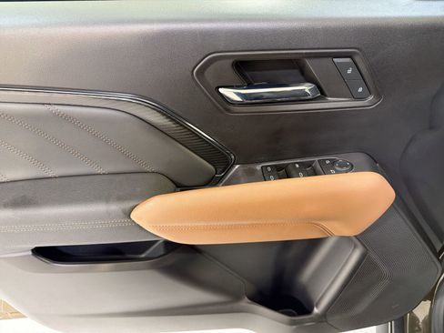 Used 2023 GMC Canyon AT4 w/ Canyon Safety Plus Package image 12