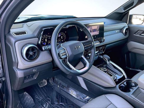 Used 2025 Chevrolet Colorado ZR2 w/ ZR2 Bison Edition image 15