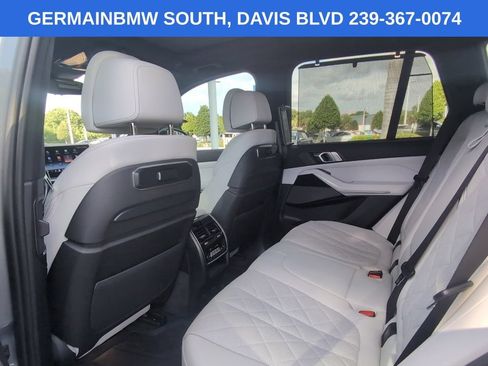 Used 2025 BMW X5 xDrive40i w/ Executive Package AWD/4WD image 23