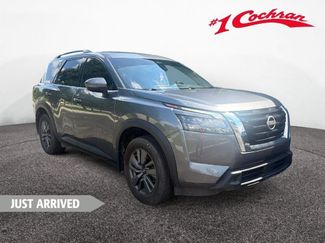 Used 2024 Nissan Pathfinder SV AWD/4WD video 1