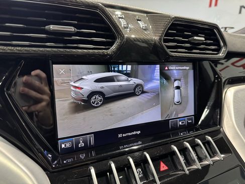 Used 2020 Lamborghini Urus image 28