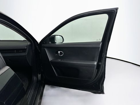 Used 2024 Hyundai Ioniq 5 SE AWD/4WD image 31