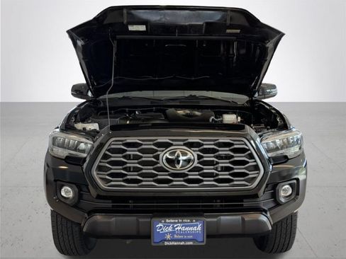 Used 2023 Toyota Tacoma TRD Off-Road AWD/4WD image 4