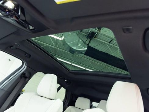 New 2026 BMW X2 xDrive28i image 16