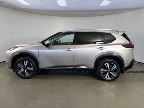 Certified 2023 Nissan Rogue Platinum image 30