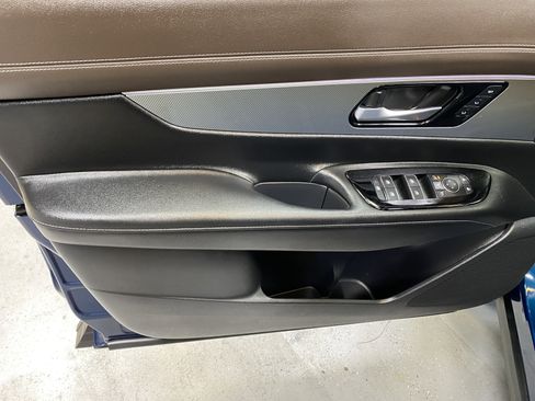 Used 2025 Nissan Murano Platinum w/ Cargo Package image 22