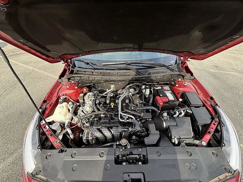 Certified 2022 Nissan Altima 2.5 SR image 10