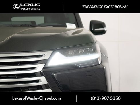 New 2026 Lexus LX 600 4WD w/ Premium Package image 6