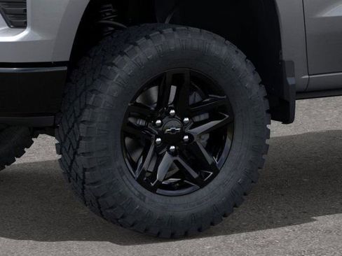 New 2026 Chevrolet Silverado 1500 Custom Trail Boss image 9