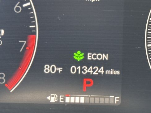 Certified 2026 Honda HR-V Sport image 28