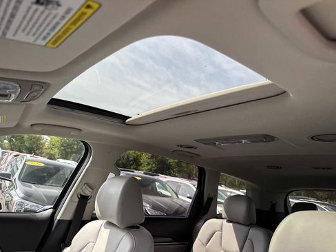 Used 2024 Kia Telluride S w/ S Sunroof Package image 32