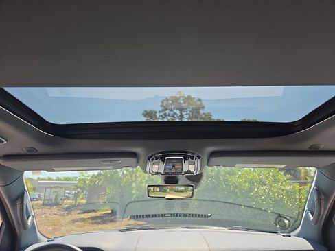 Used 2023 Jeep Grand Wagoneer L Series III image 14