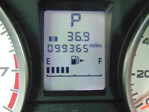Used 2014 Subaru Impreza 2.0i AWD/4WD image 12