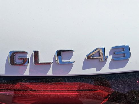 Used 2025 Mercedes-Benz GLC 43 AMG 4MATIC image 12