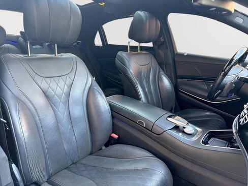 Used 2017 Mercedes-Benz S 550 Sedan w/ Sport Package image 28